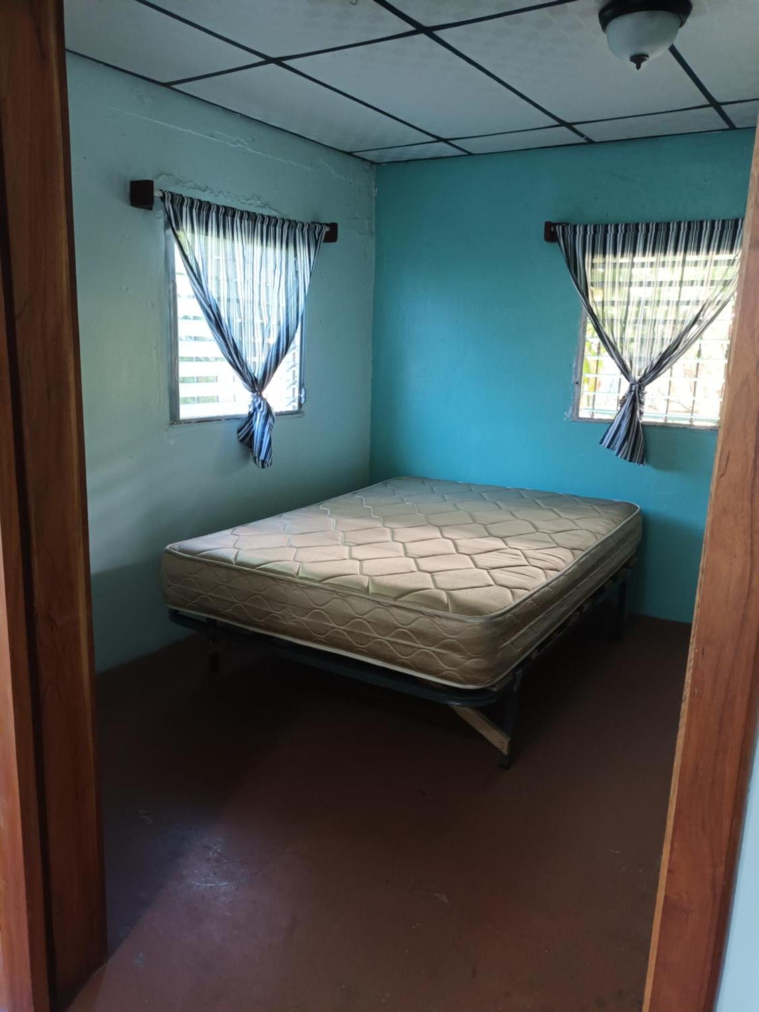 Gia'S Garage & Home For Bocas Travelers Almirante Exterior photo